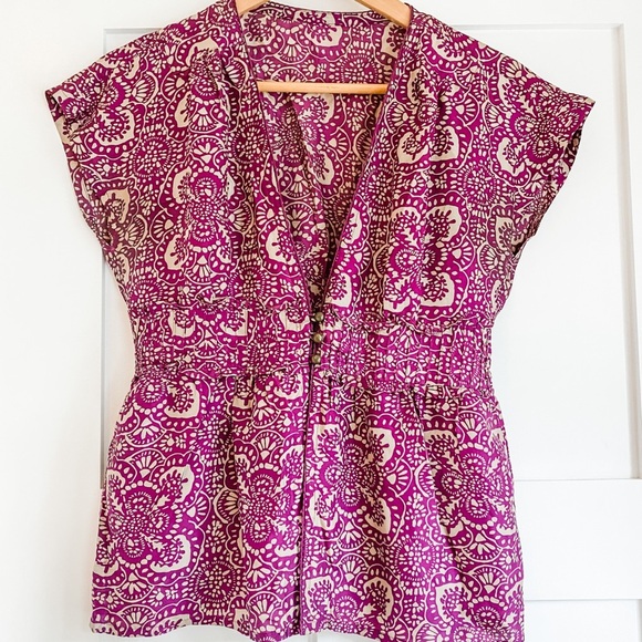 Tops - 100% silk Top w/ brass buttons